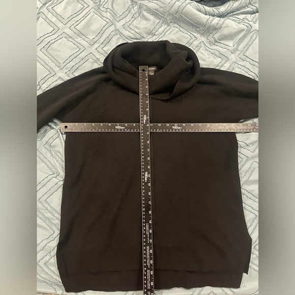 C by Bloomingdales Black Cashmere Tunic Cowl Neck Sweater - Size Medium - Picture 5 of 7